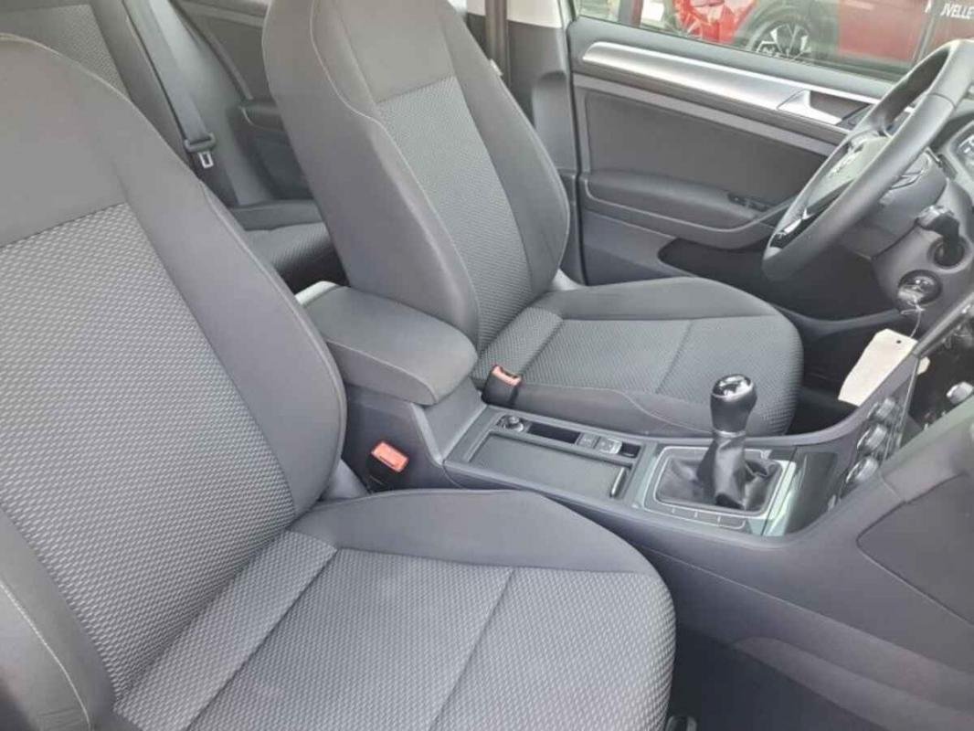 Volkswagen Golf - Photo 17
