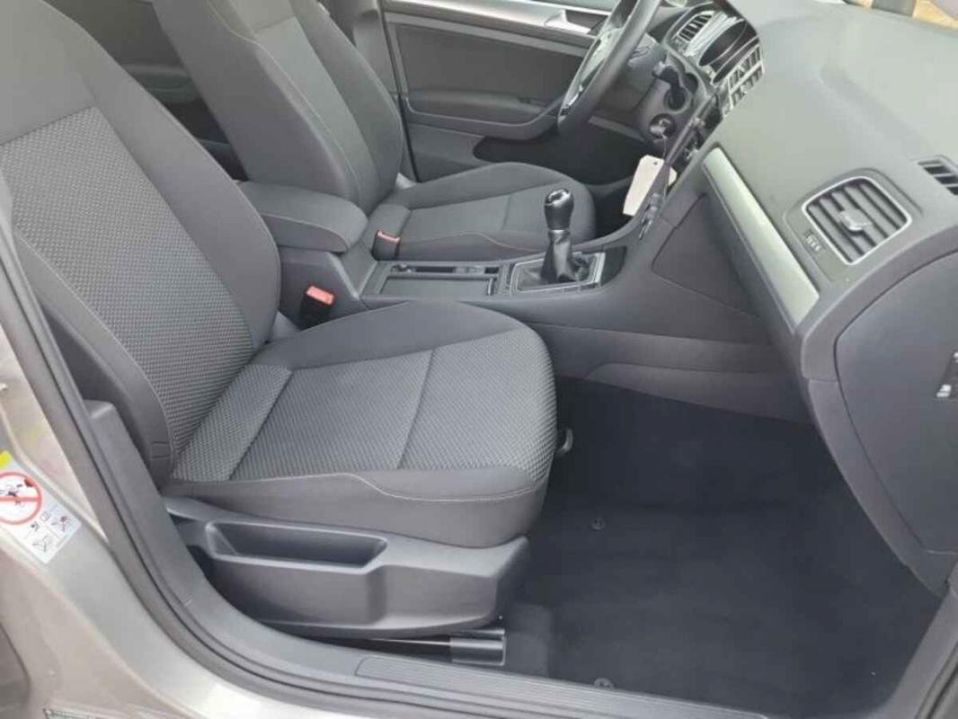 Volkswagen Golf - Photo 18