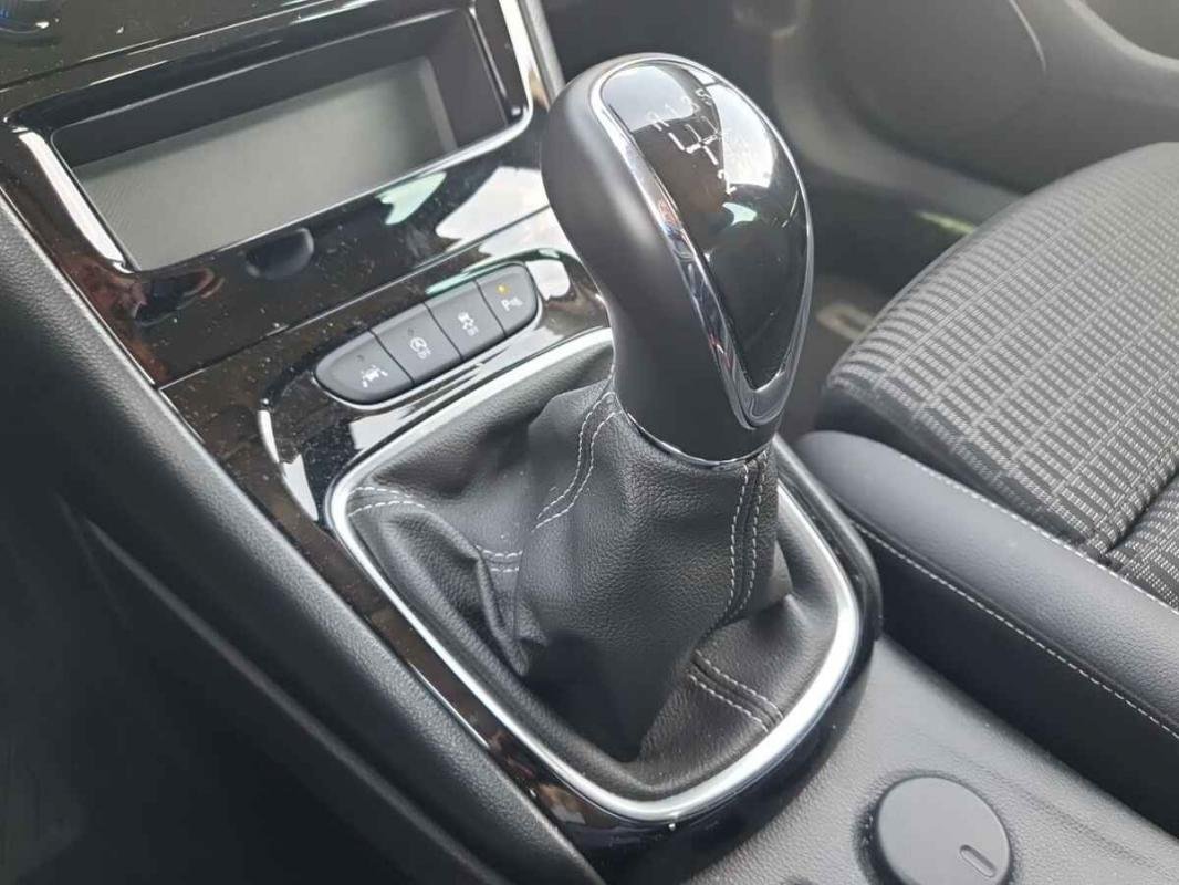 Opel Astra - Photo 13