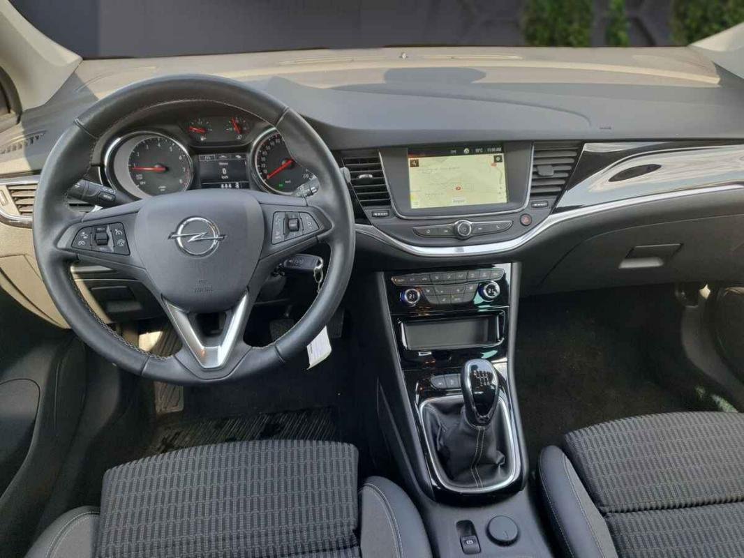 Opel Astra - Photo 6