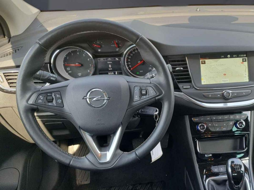 Opel Astra - Photo 9