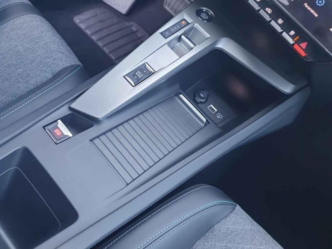 Peugeot 408 - Photo 21