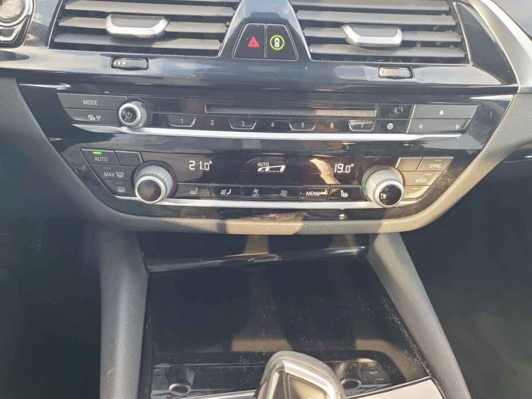 BMW Série 5 - Photo 12