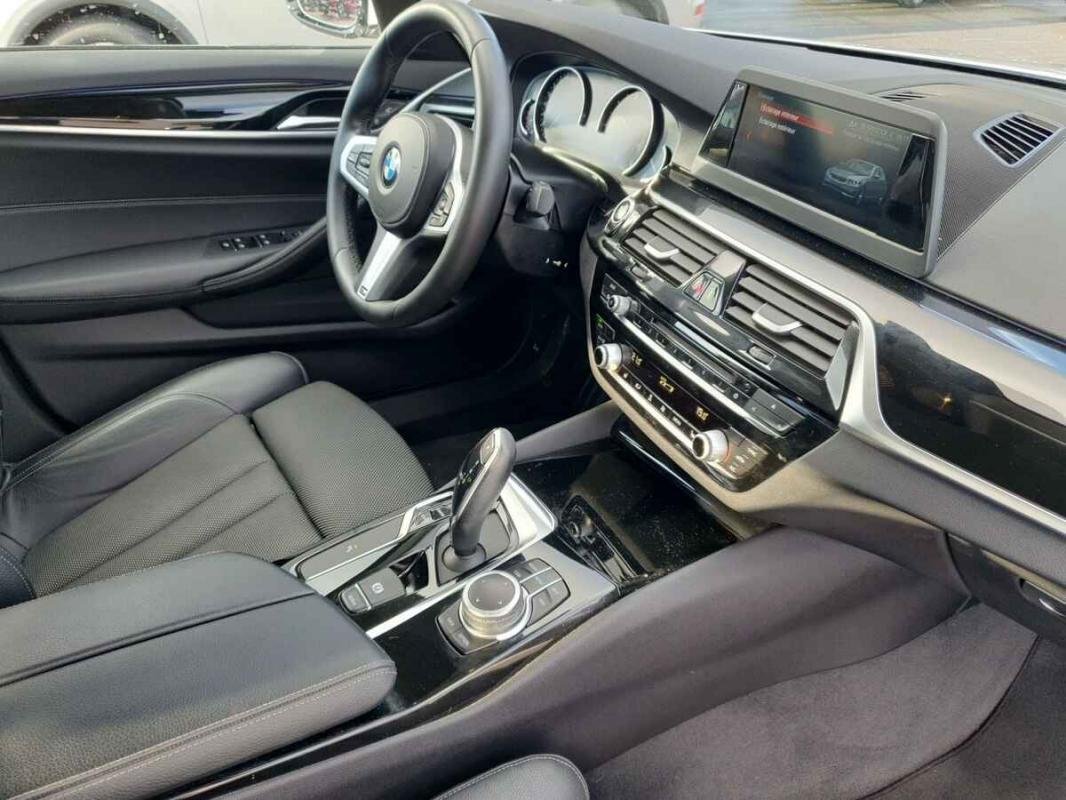 BMW Série 5 - Photo 26