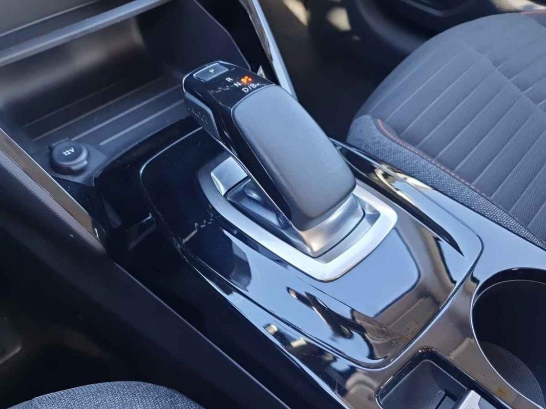 Peugeot 208 - Photo 8