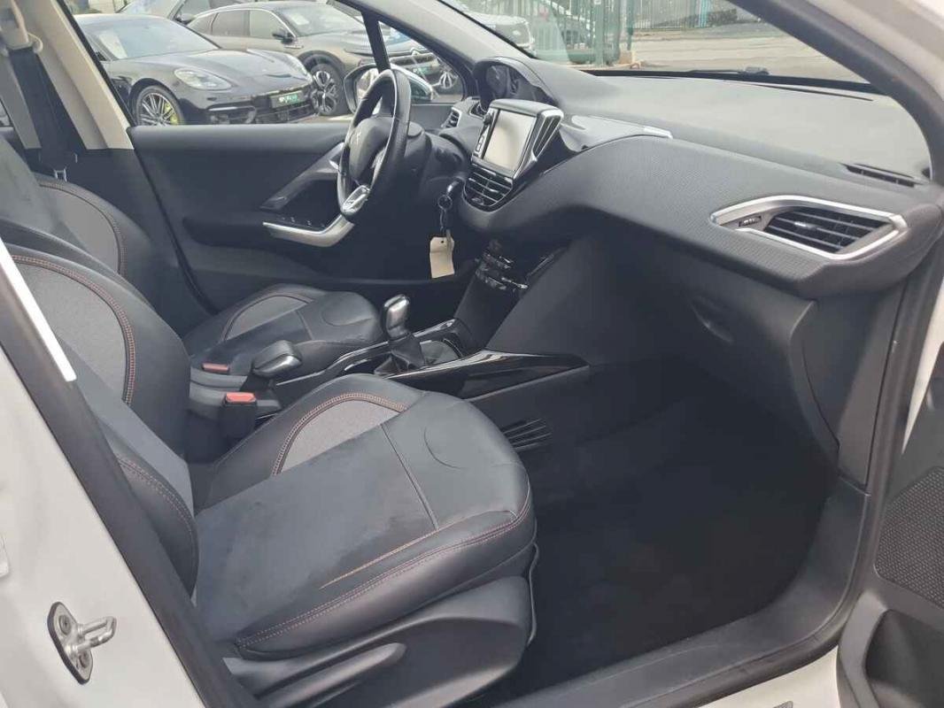 Peugeot 2008 - Photo 21
