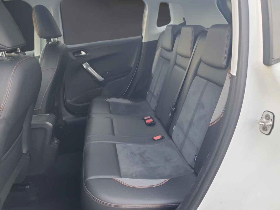 Peugeot 2008 - Photo 6