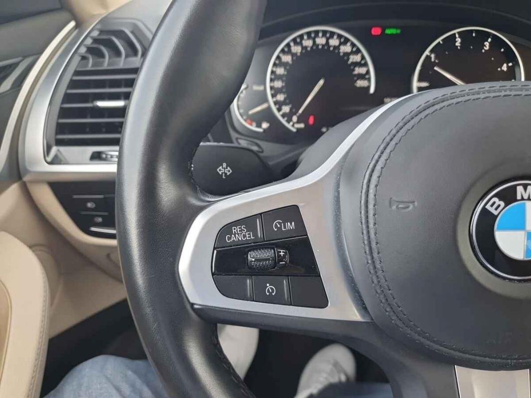 BMW X3 - Photo 18