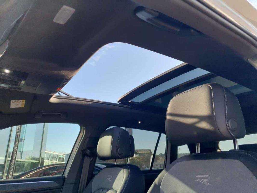Volkswagen Tiguan - Photo 16