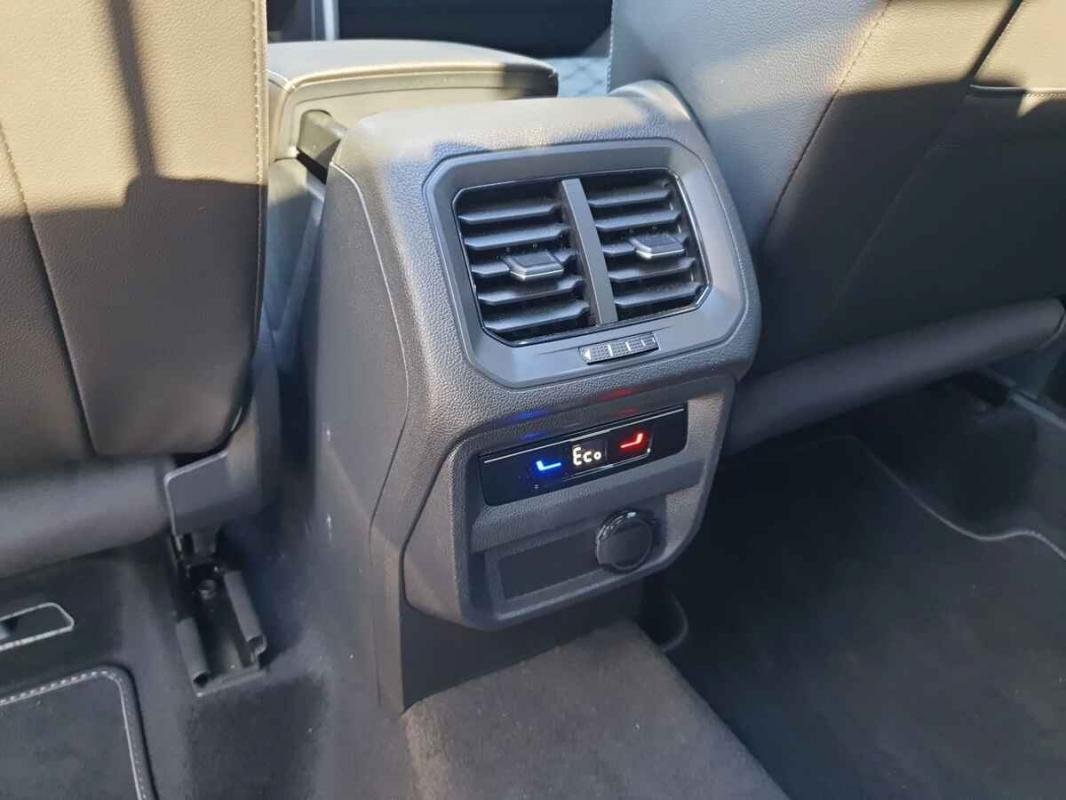 Volkswagen Tiguan - Photo 17
