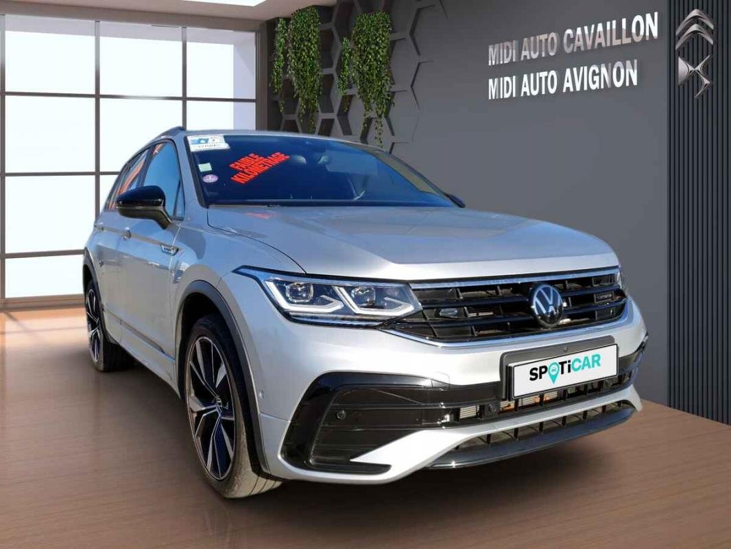 Volkswagen Tiguan - Photo 2