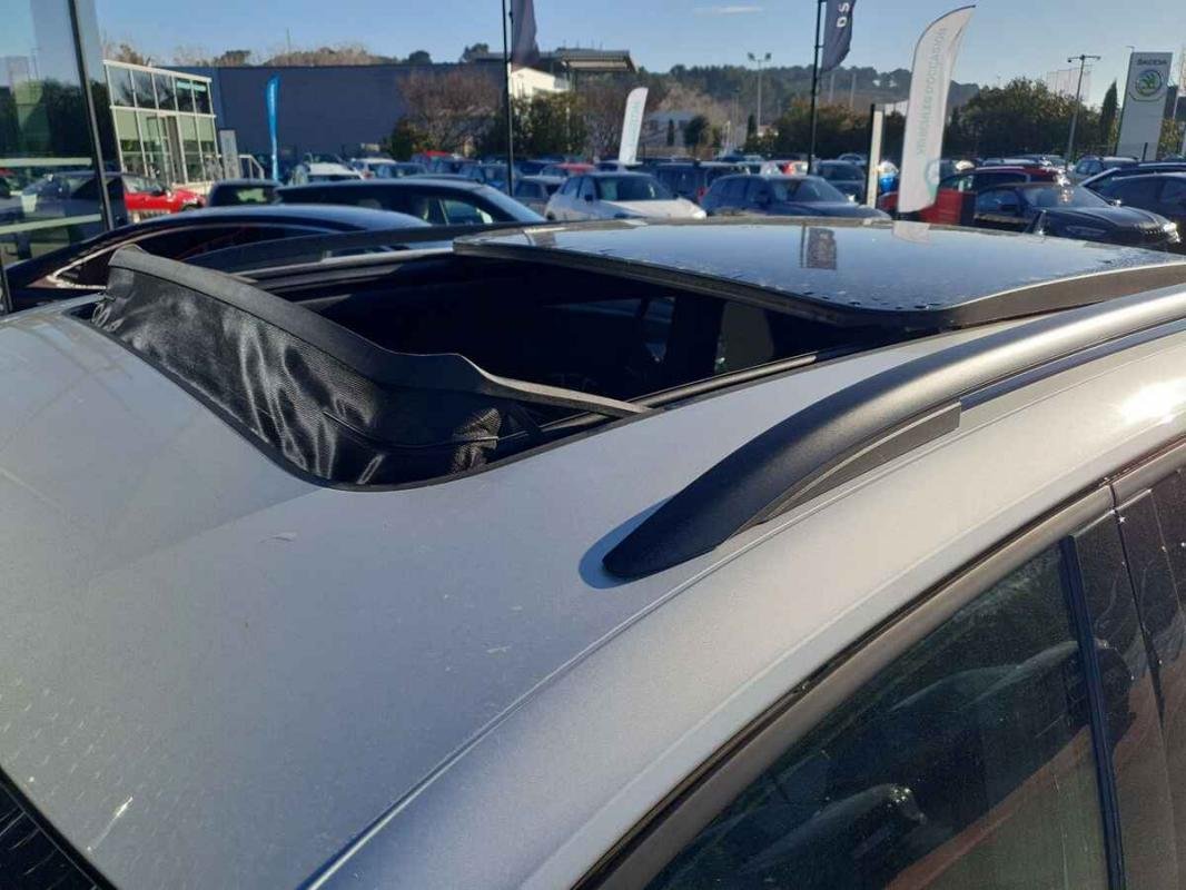 Volkswagen Tiguan - Photo 32