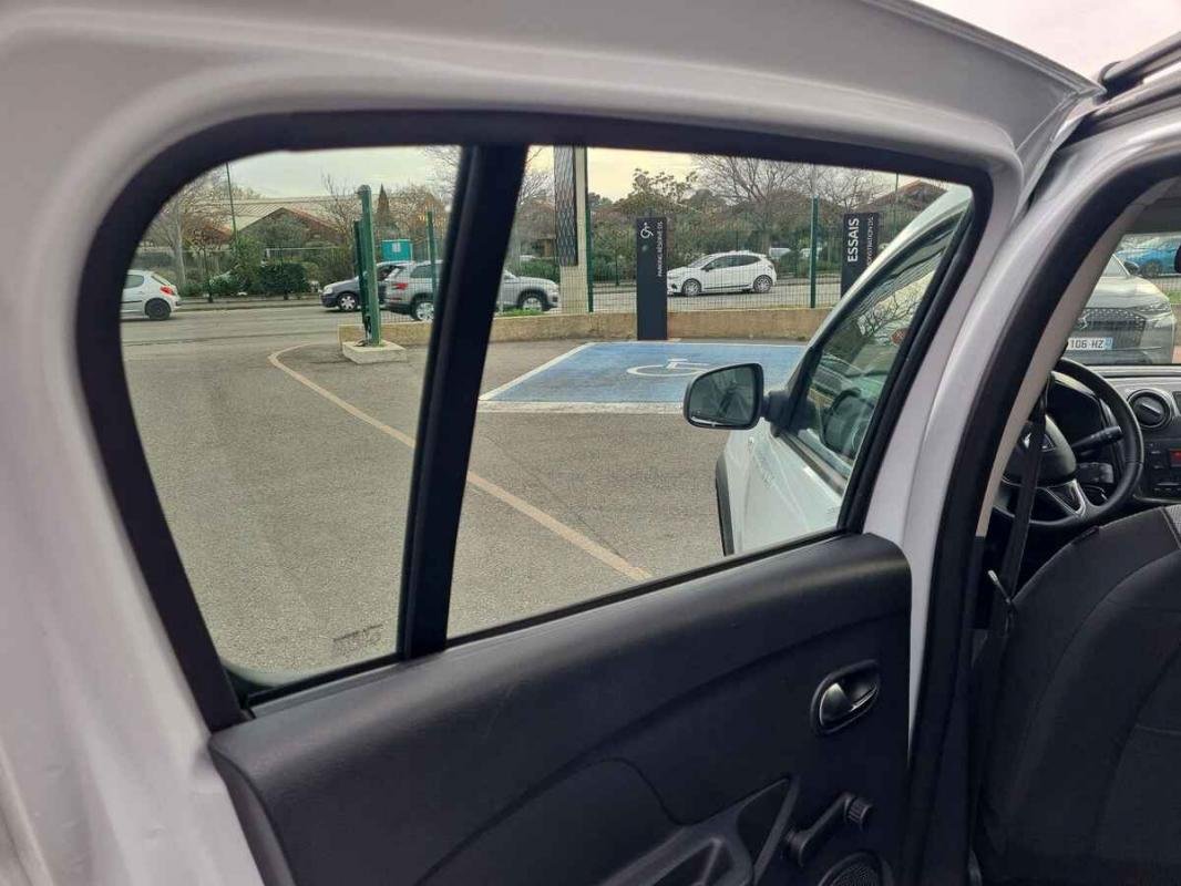 Dacia Sandero - Photo 18