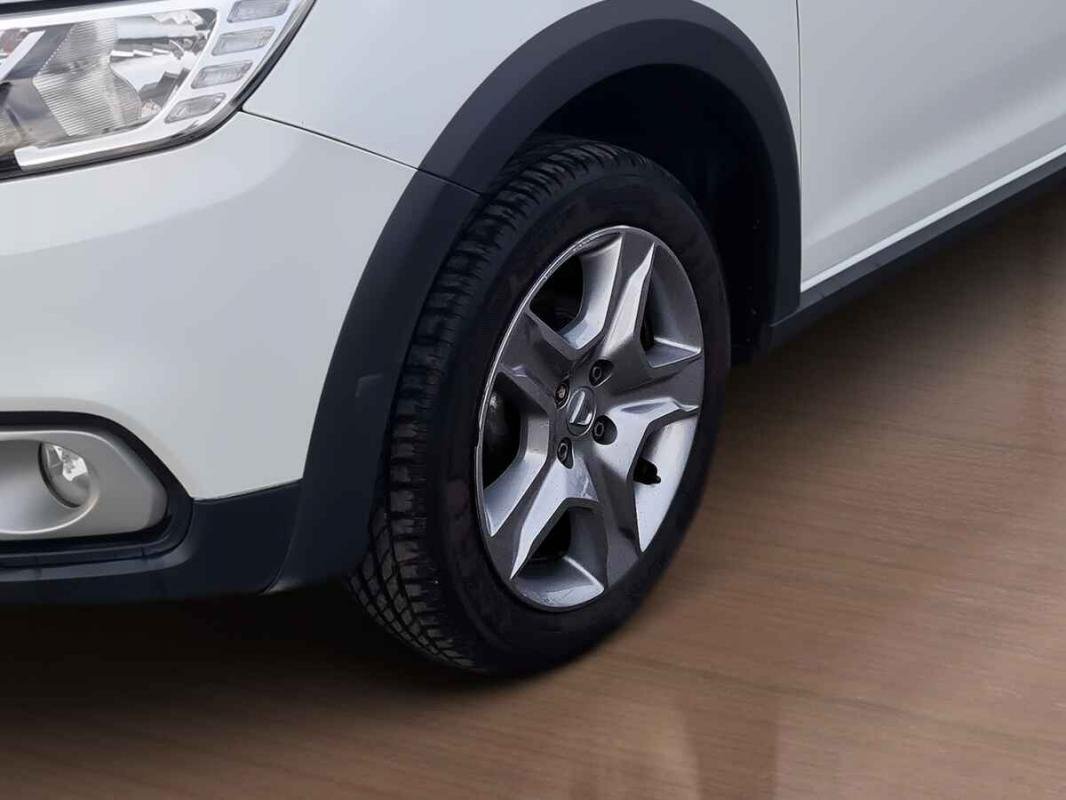 Dacia Sandero - Photo 25