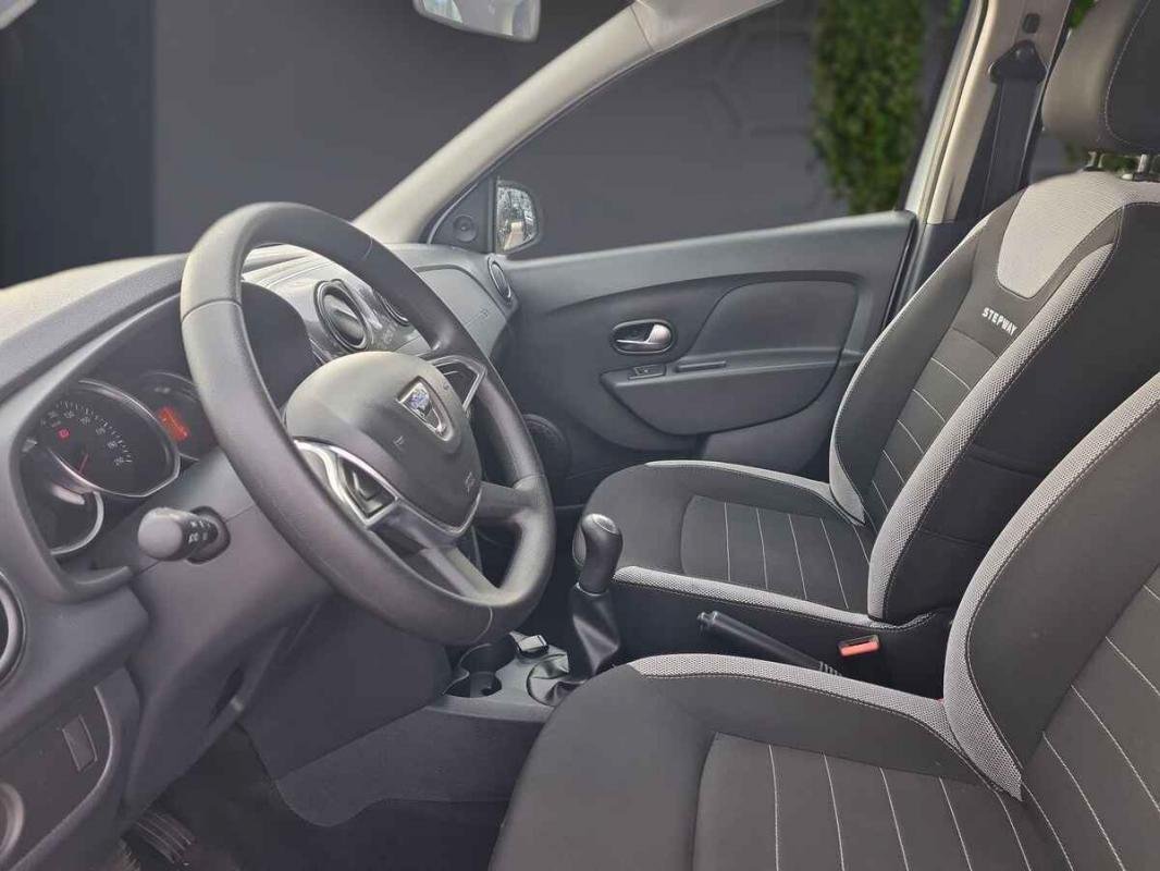 Dacia Sandero - Photo 6