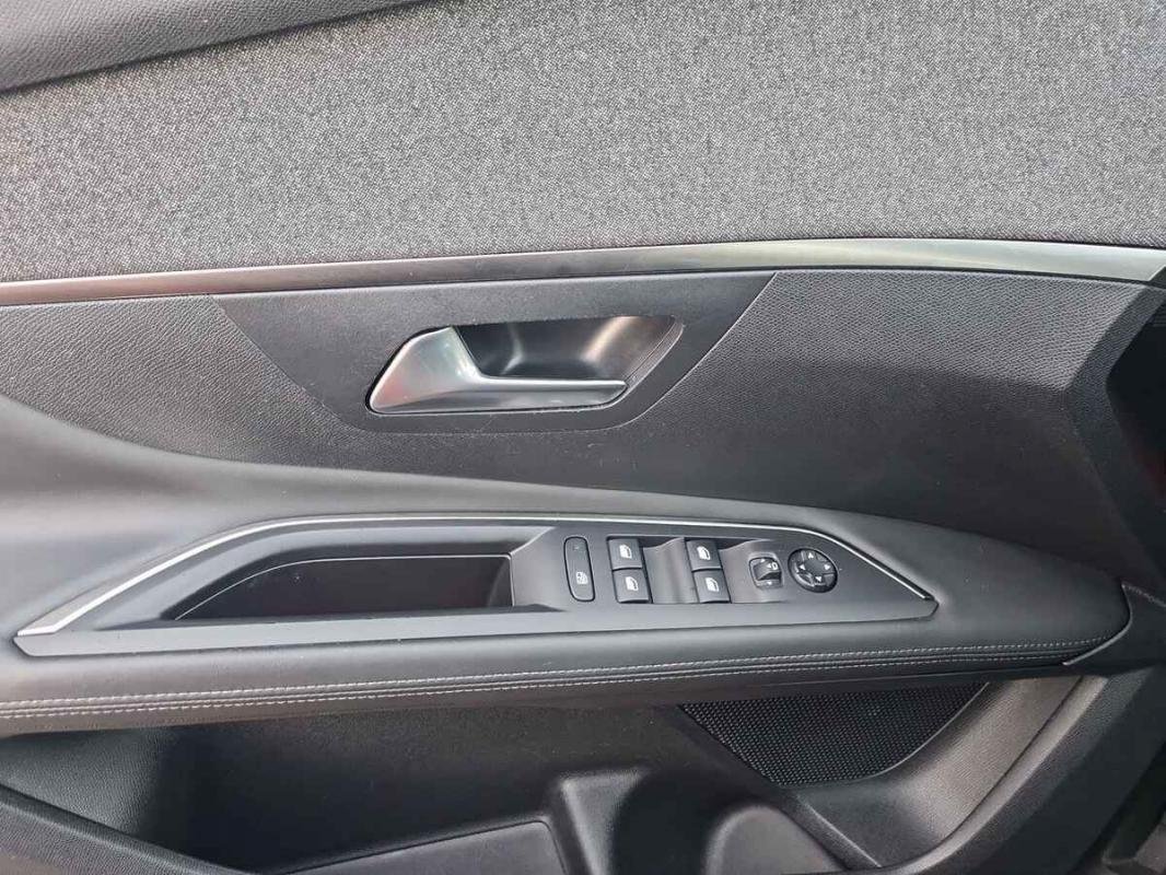 Peugeot 3008 - Photo 22