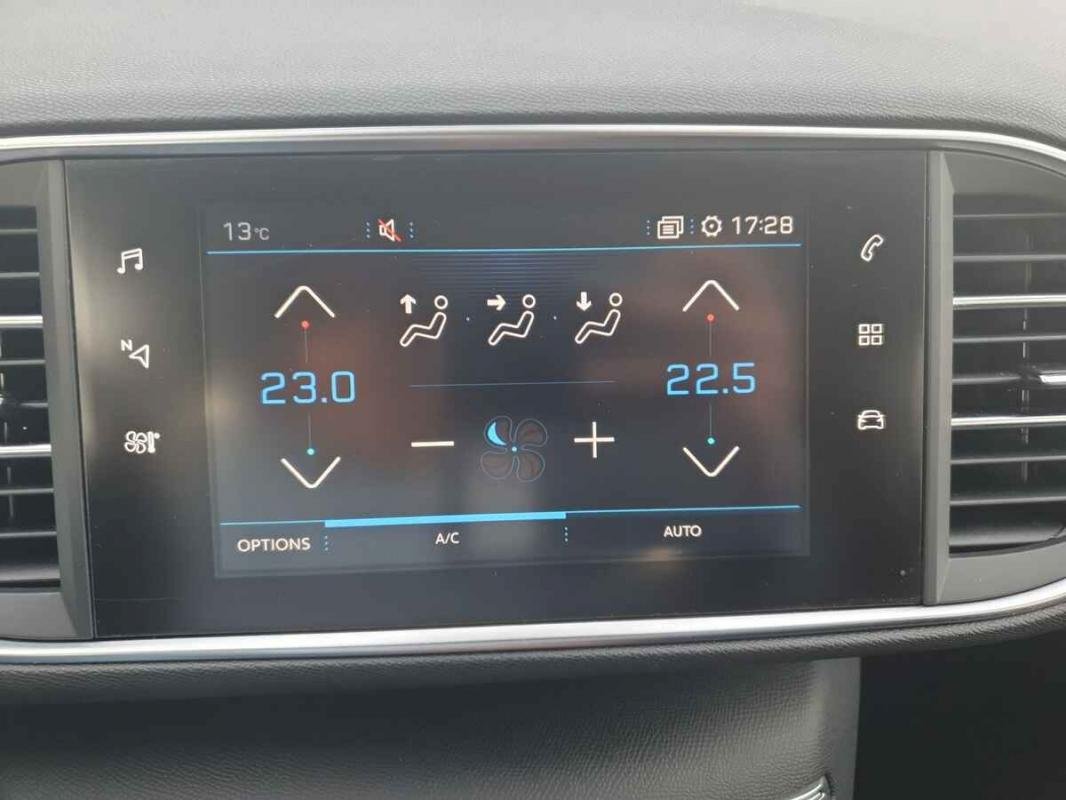 Peugeot 308 - Photo 12