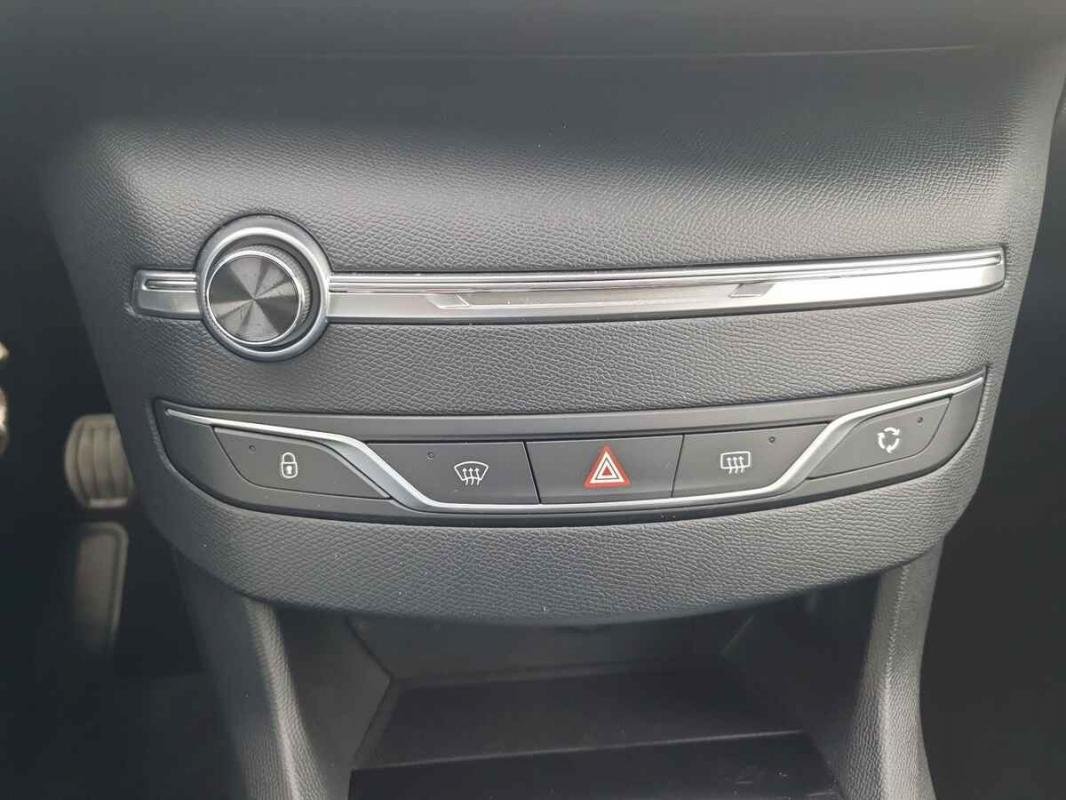 Peugeot 308 - Photo 21