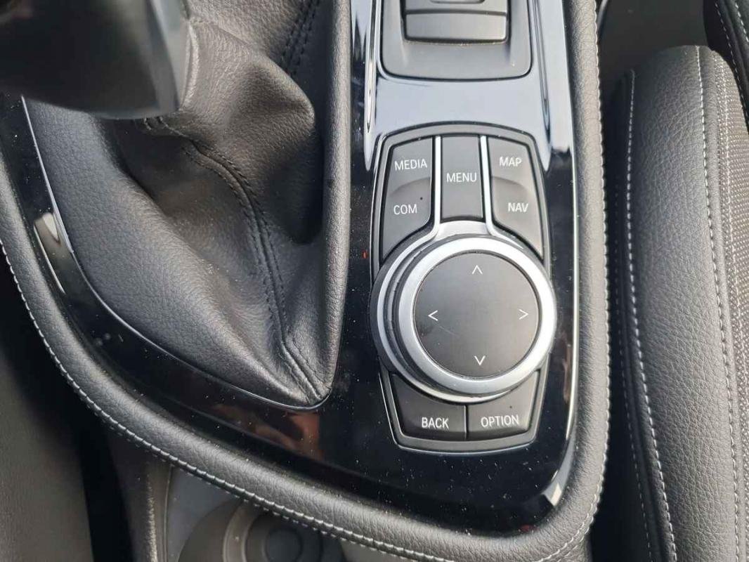 BMW Serie 2 - Photo 25