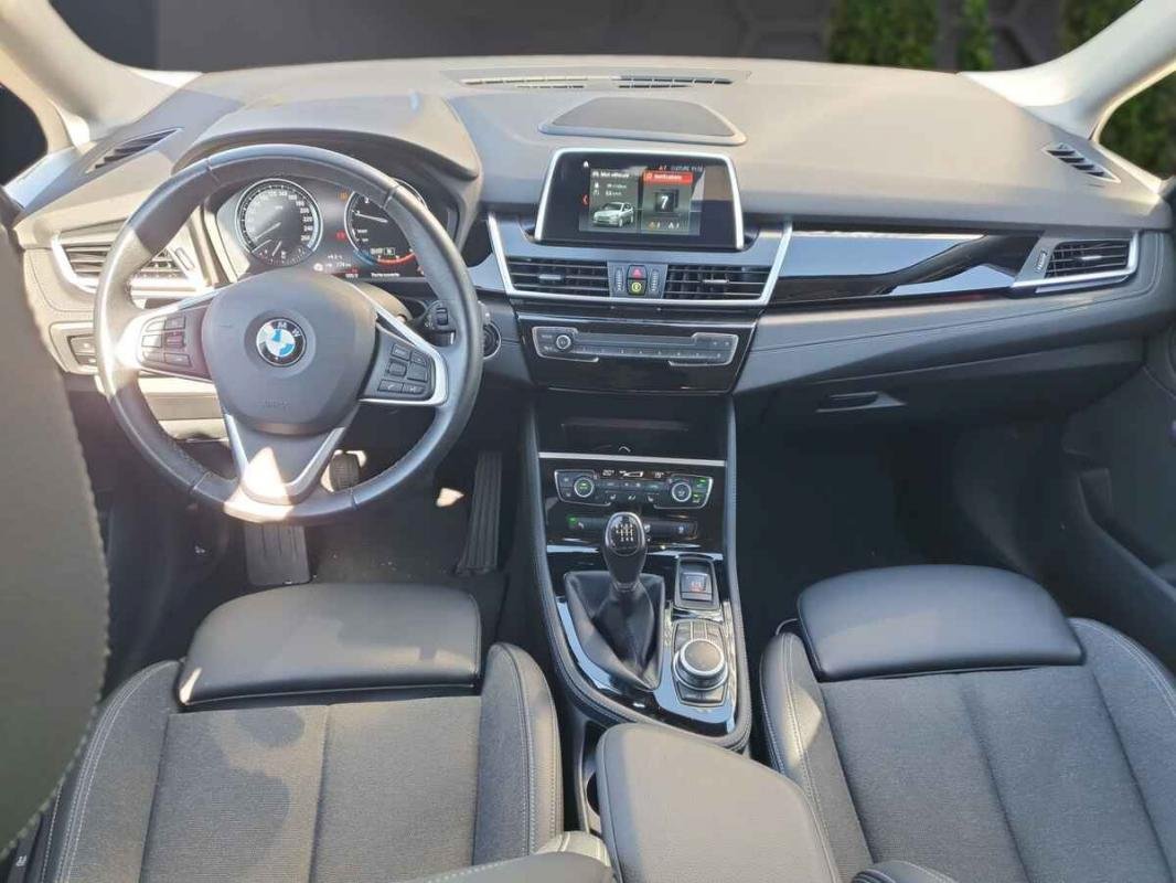 BMW Serie 2 - Photo 6