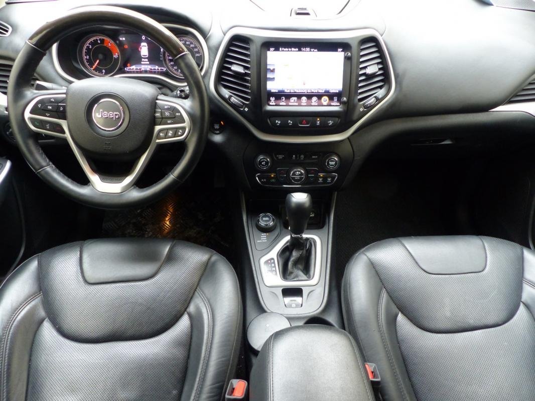 Jeep Cherokee - Photo 9
