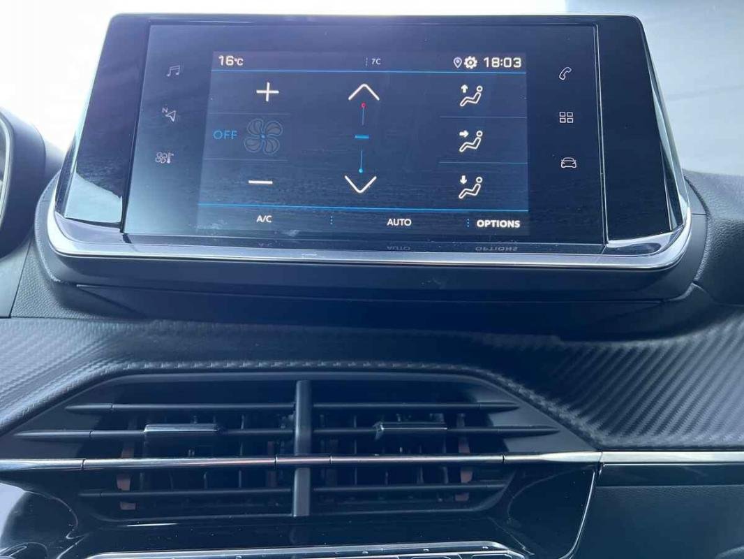 Peugeot 2008 - Photo 12