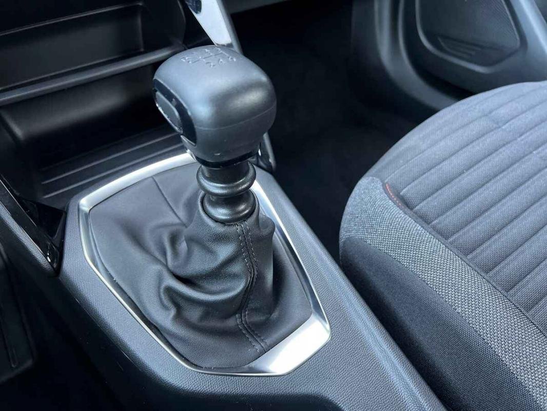 Peugeot 2008 - Photo 13