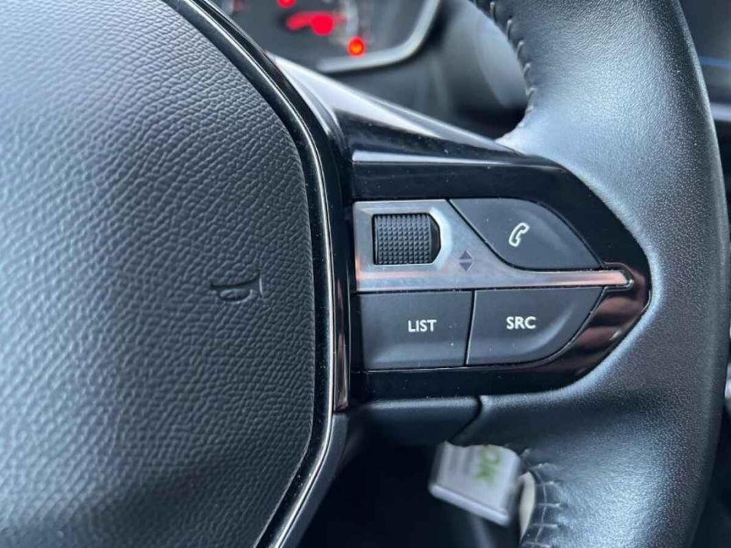 Peugeot 2008 - Photo 16