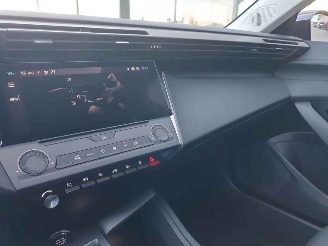 Peugeot 308 - Photo 13