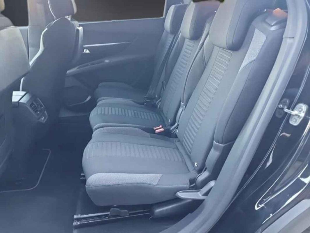 Peugeot 5008 - Photo 8