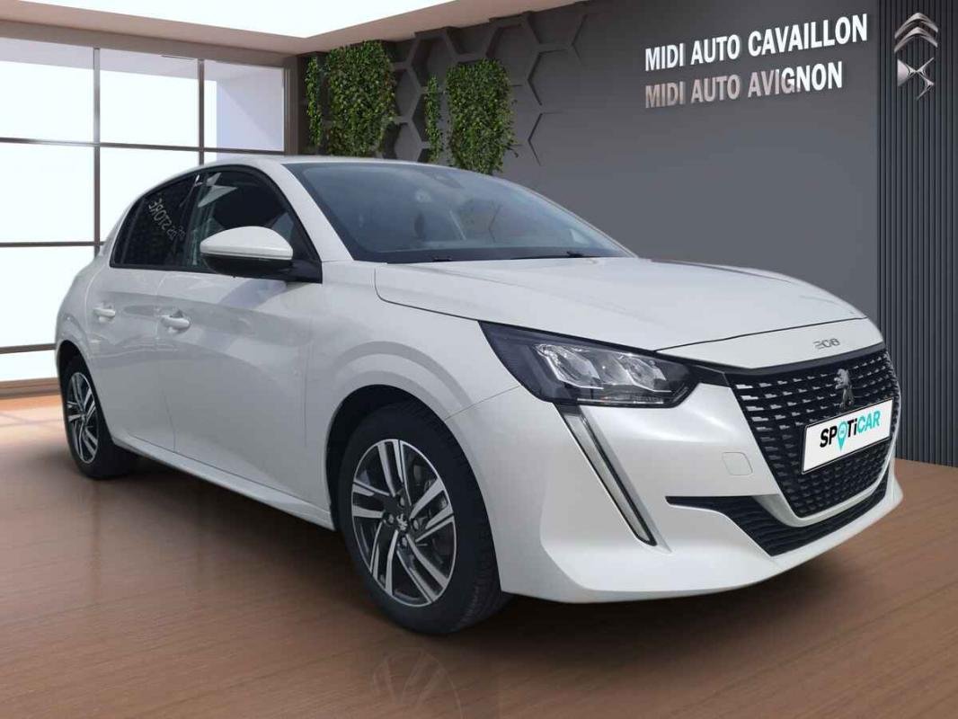 Peugeot 208 - Photo 2