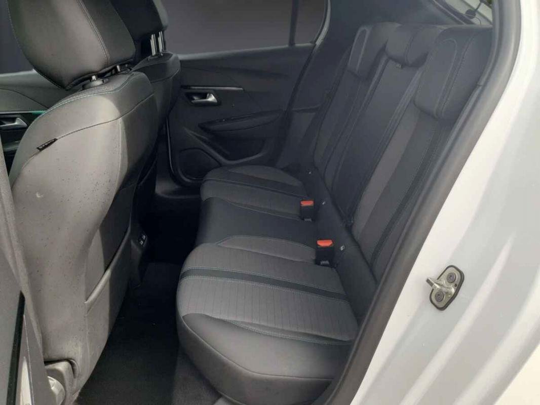 Peugeot 208 - Photo 8