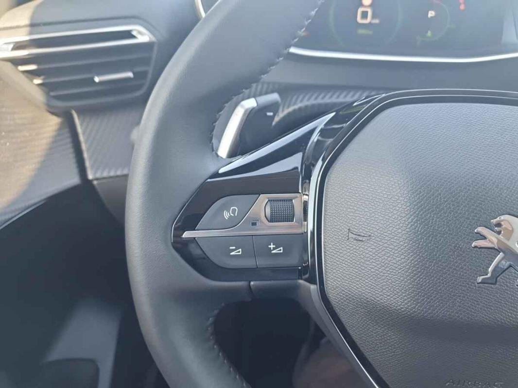 Peugeot 208 - Photo 14