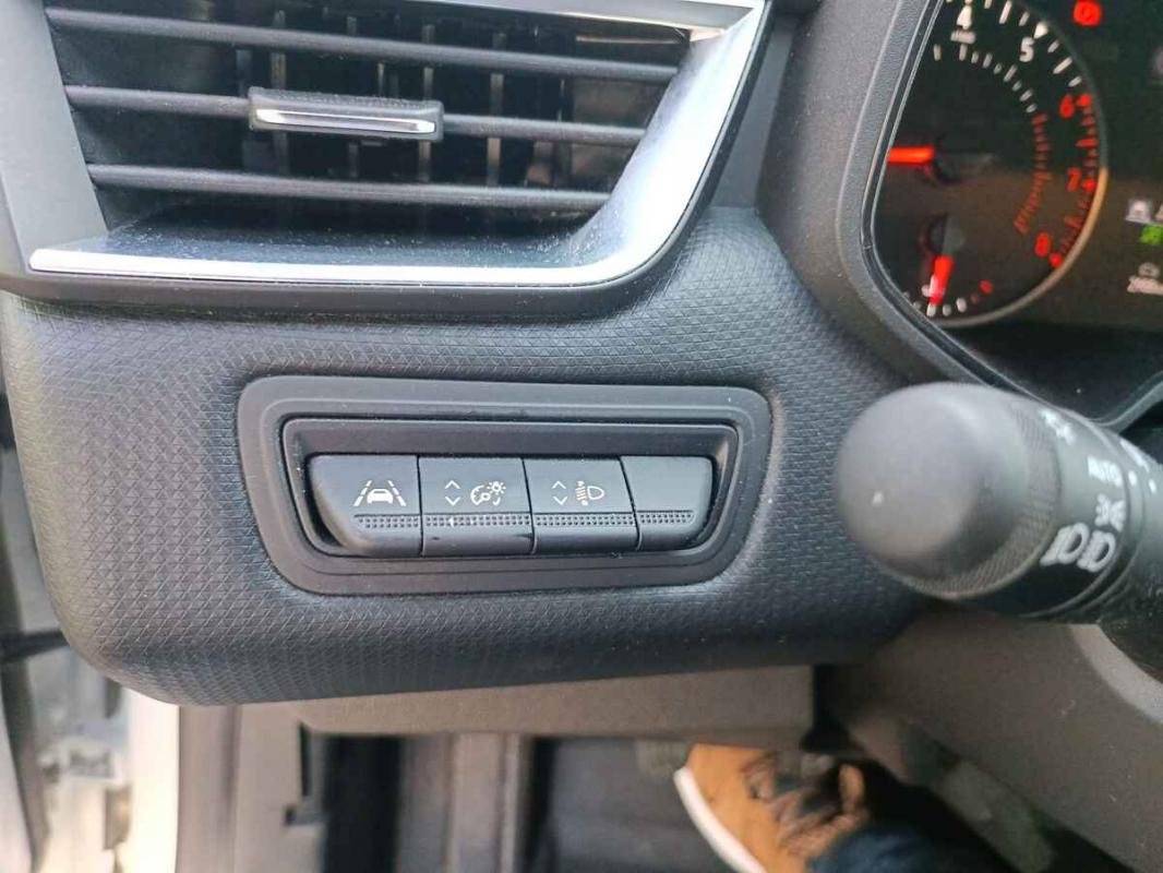 Renault Clio - Photo 22