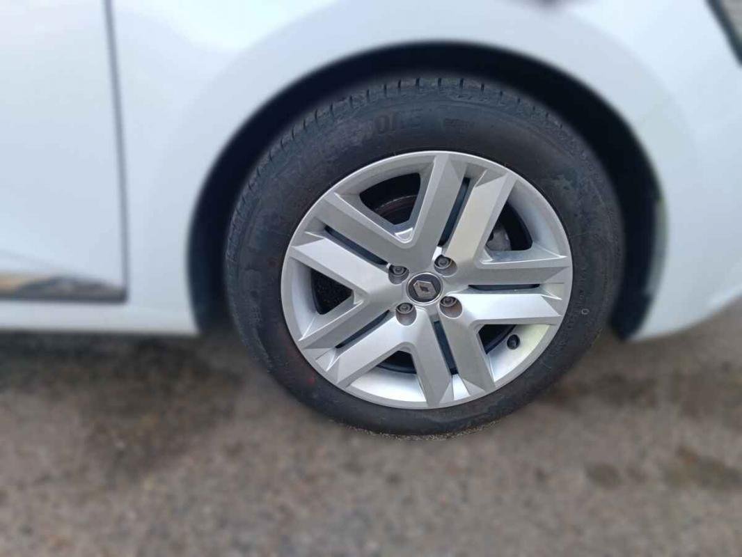 Renault Clio - Photo 36
