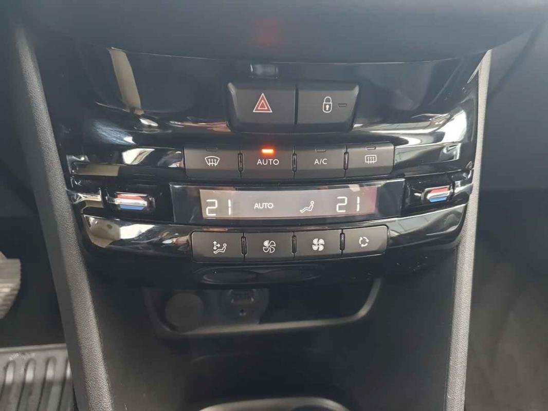Peugeot 2008 - Photo 13