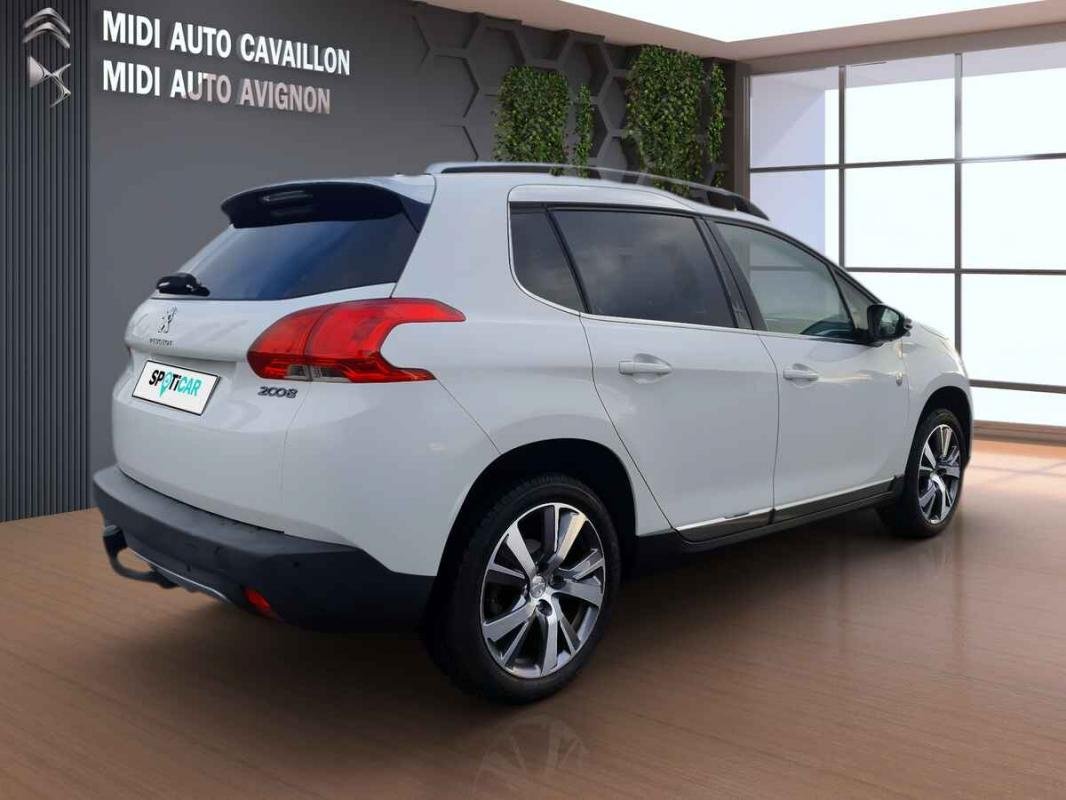 Peugeot 2008 - Photo 4