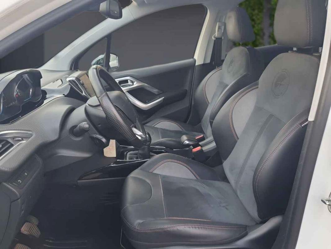 Peugeot 2008 - Photo 6