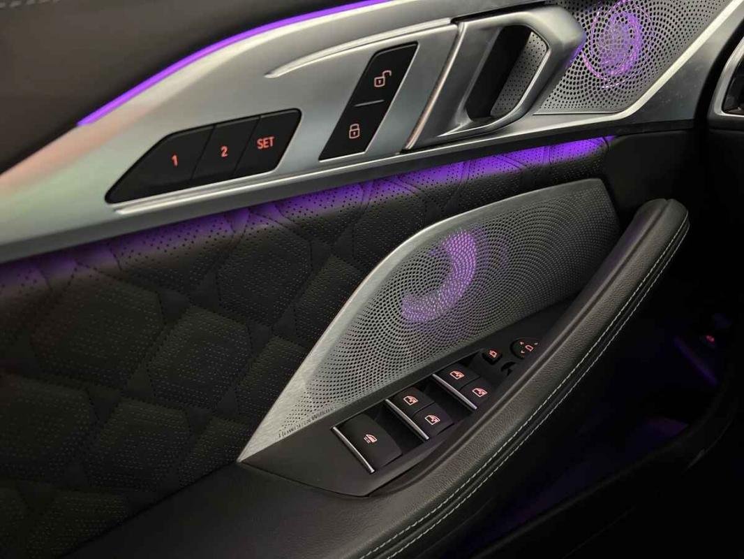 BMW M8 - Photo 16