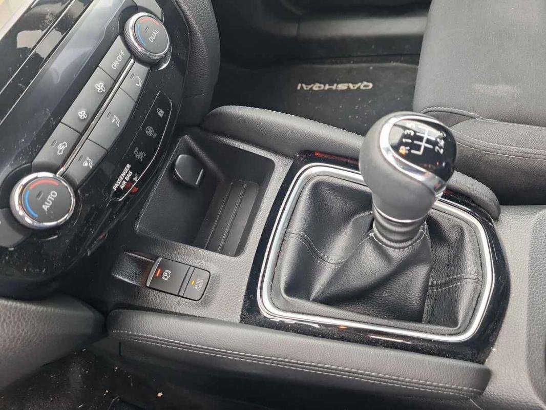 Nissan Qashqai - Photo 12