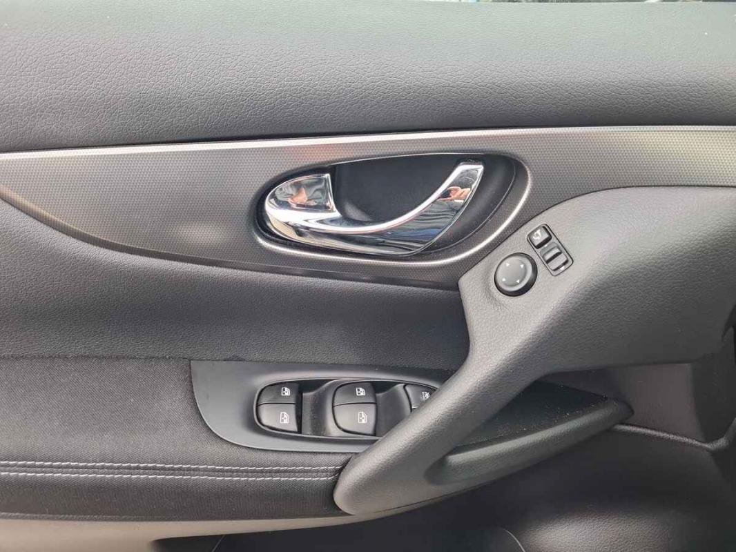 Nissan Qashqai - Photo 19