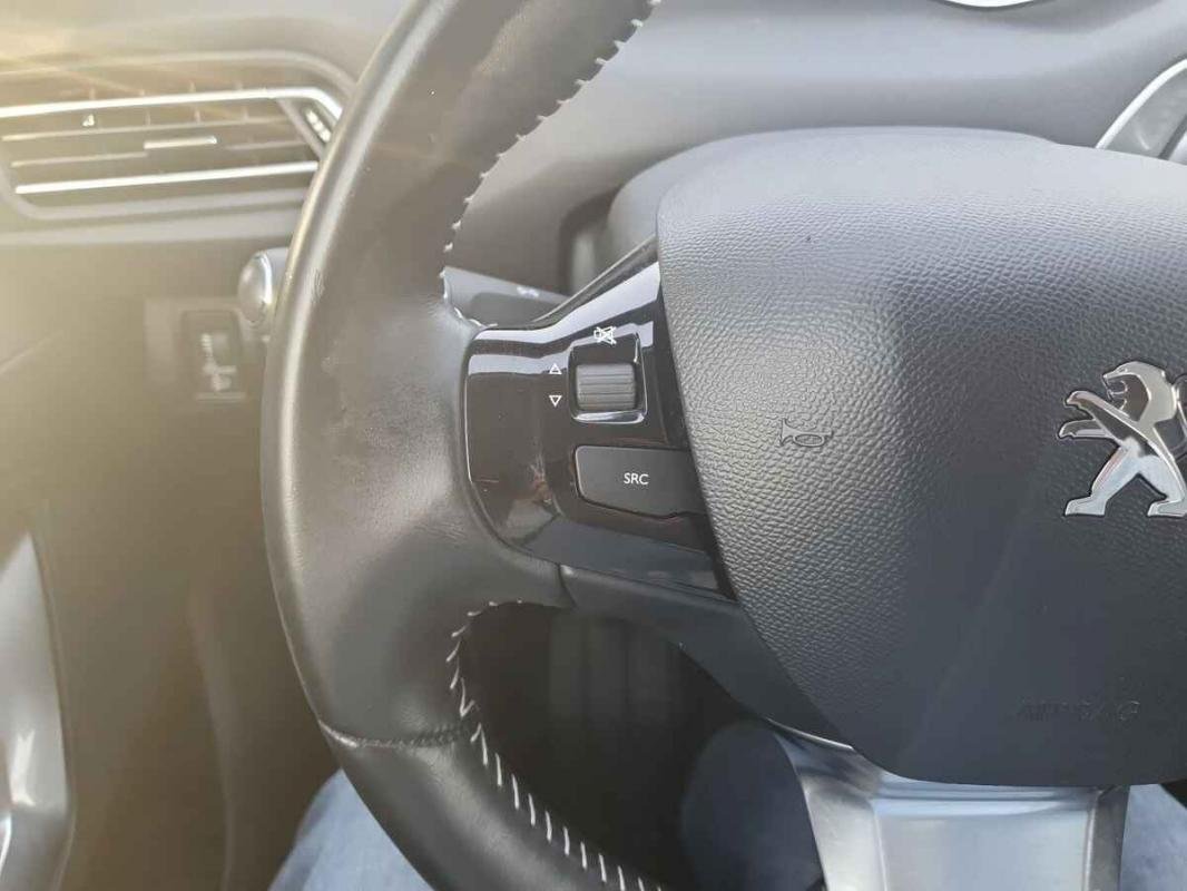 Peugeot 308 - Photo 14