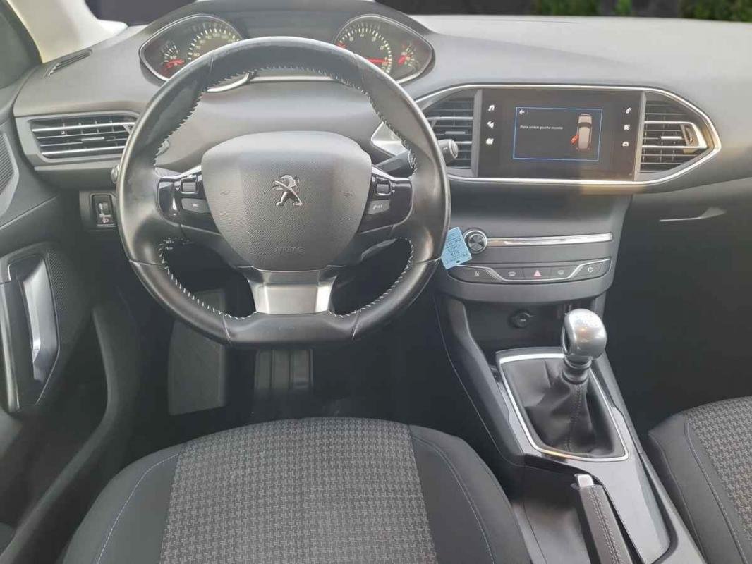 Peugeot 308 - Photo 9