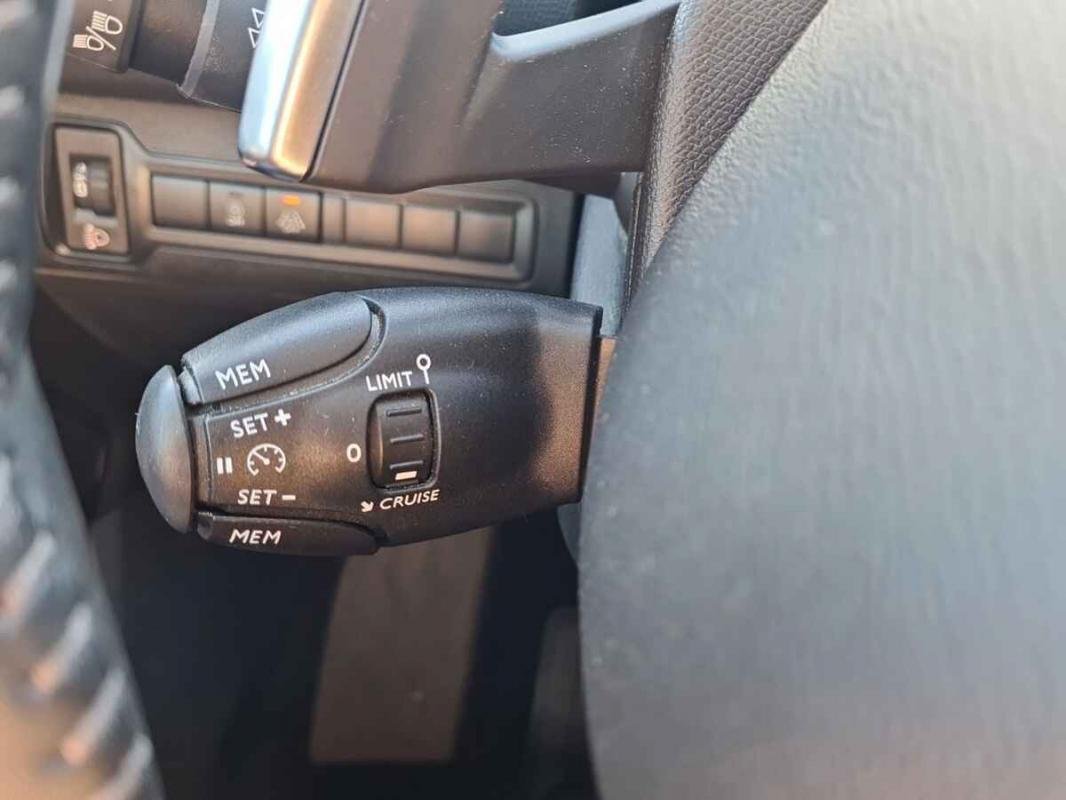 Peugeot 308 - Photo 19