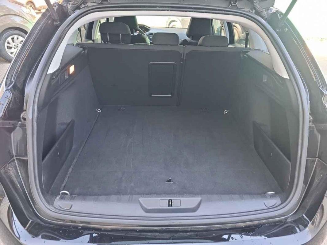 Peugeot 308 - Photo 5