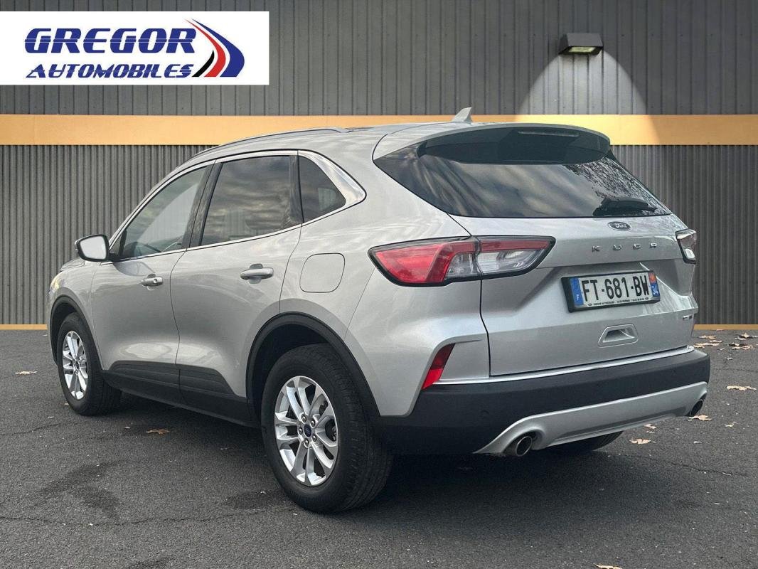 Ford Kuga - Photo 2