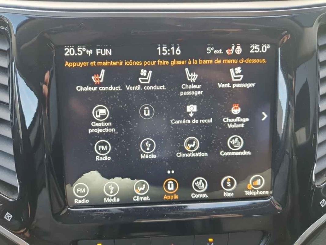 Jeep Cherokee - Photo 21