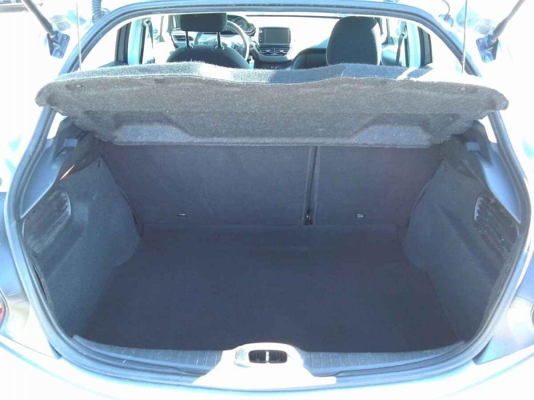 Peugeot 208 - Photo 24