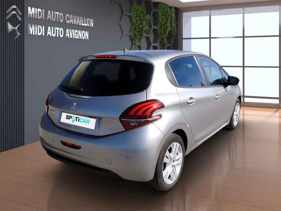 Peugeot 208 - Photo 31