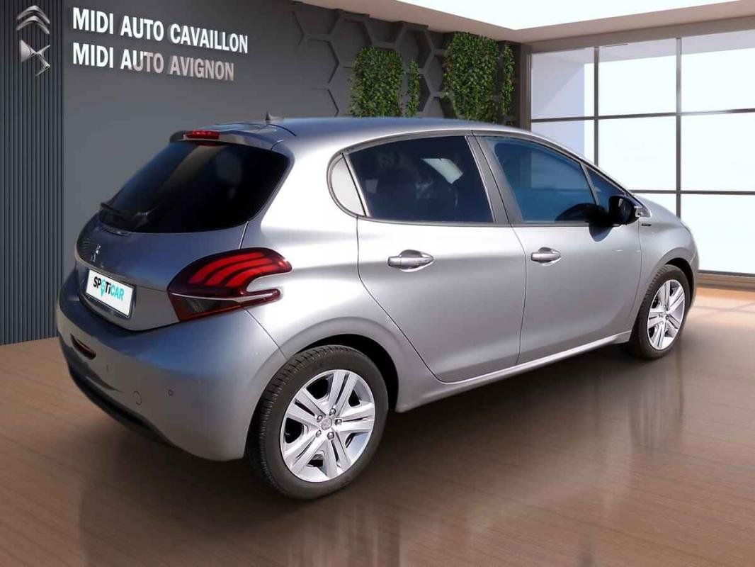 Peugeot 208 - Photo 4